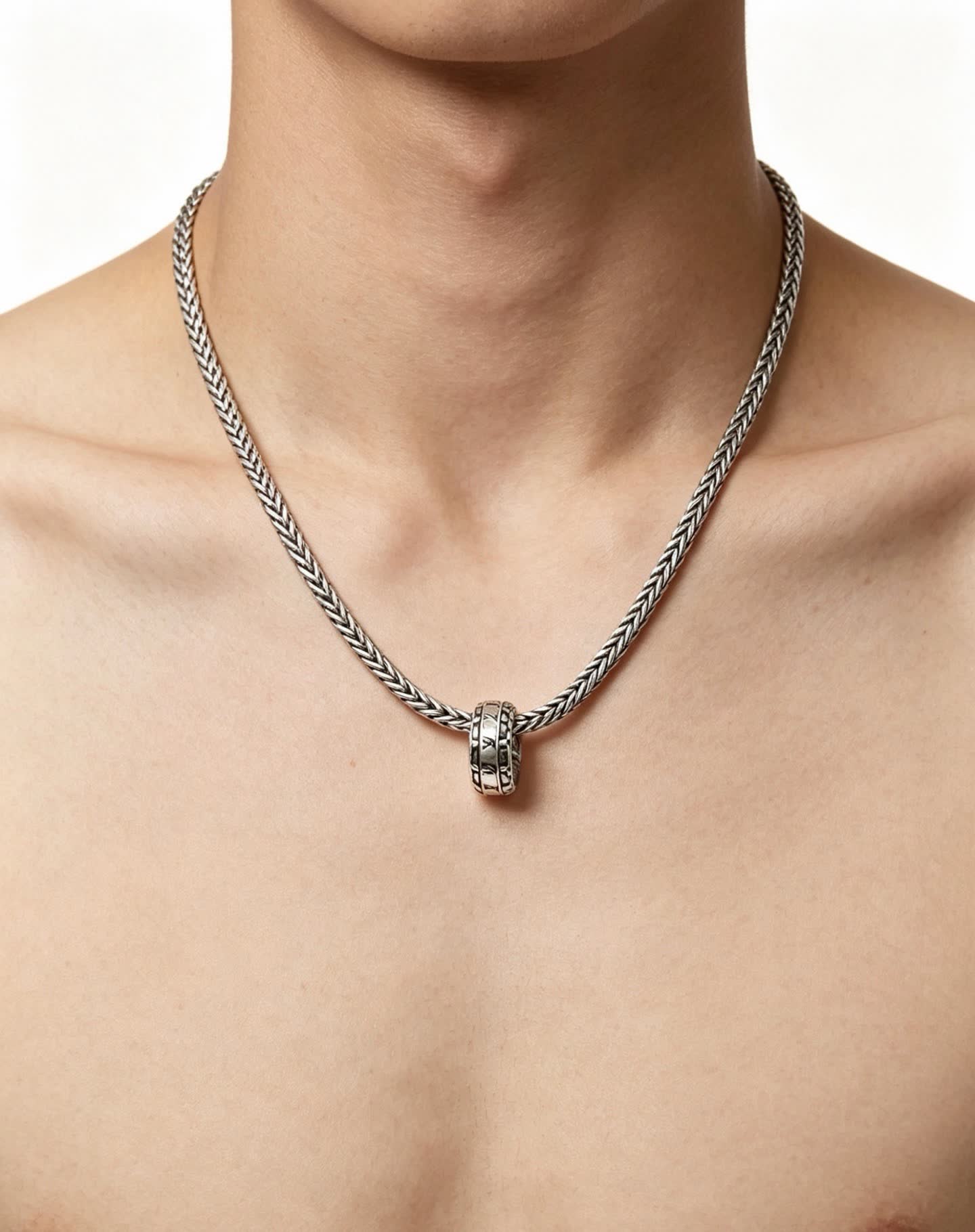 Louis Vuitton Silver Chain Necklace with Beaded Clasp